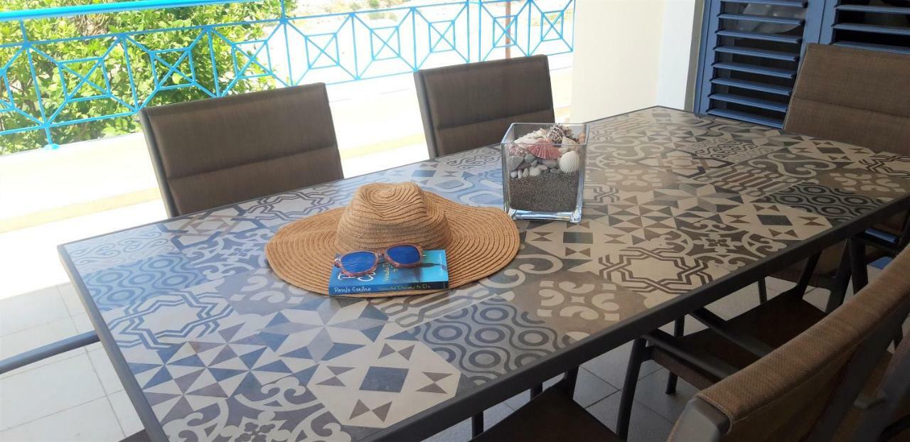 "Fun In The Sun" Villa Peyia Exterior foto