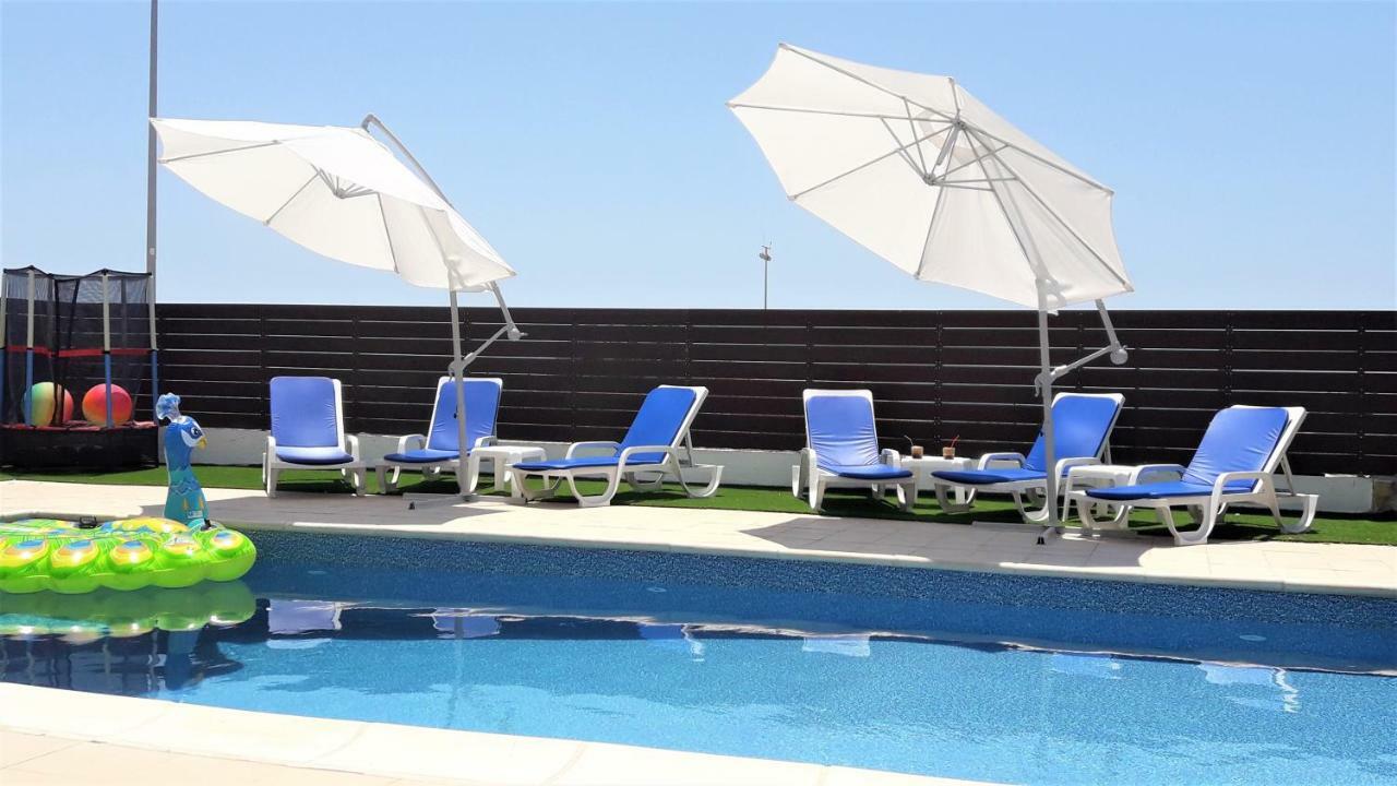 "Fun In The Sun" Villa Peyia Exterior foto